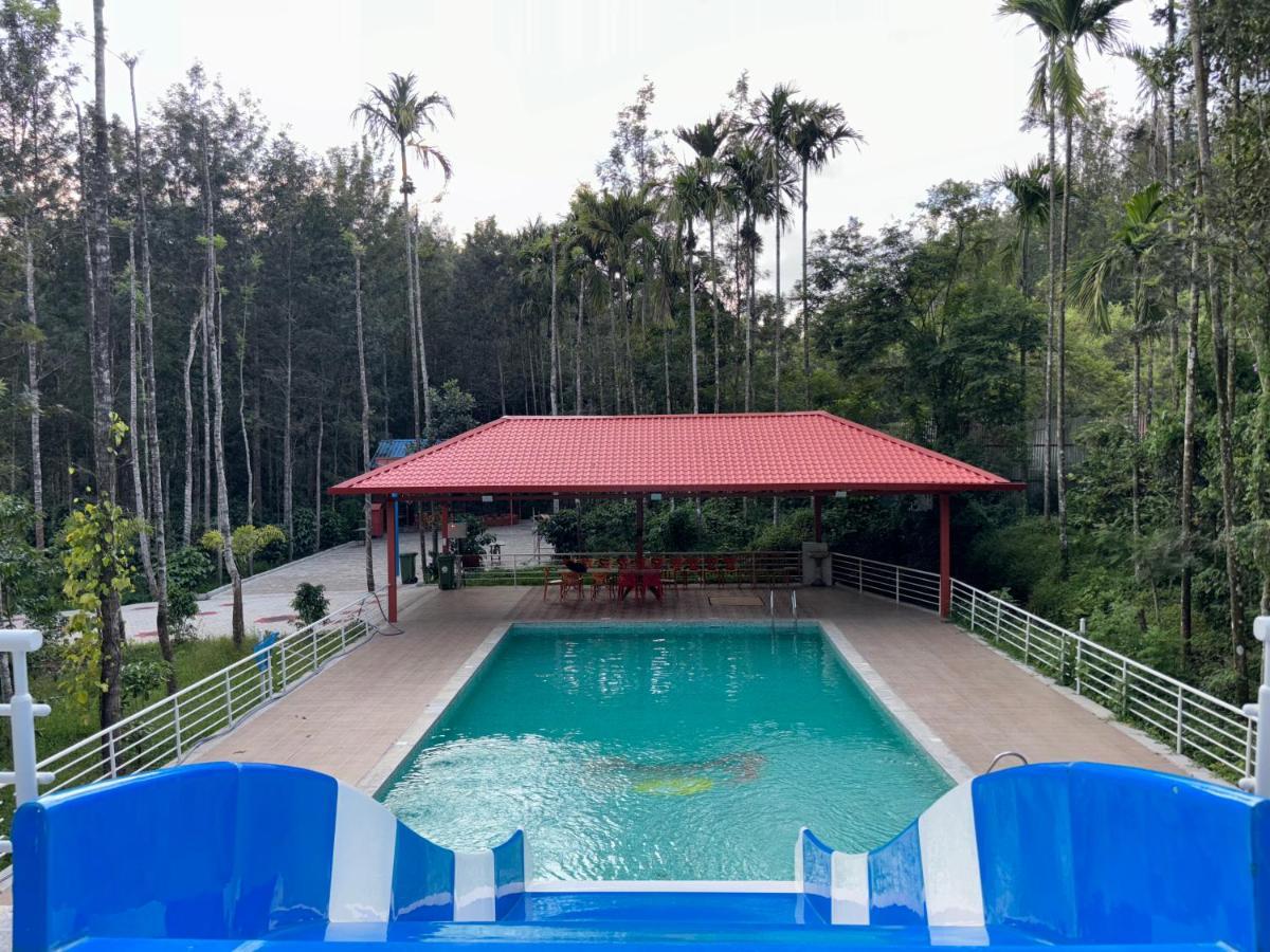 Ecstasy Tent Stay With Swimming Pool & Common Washroom Chikmagalūr Esterno foto