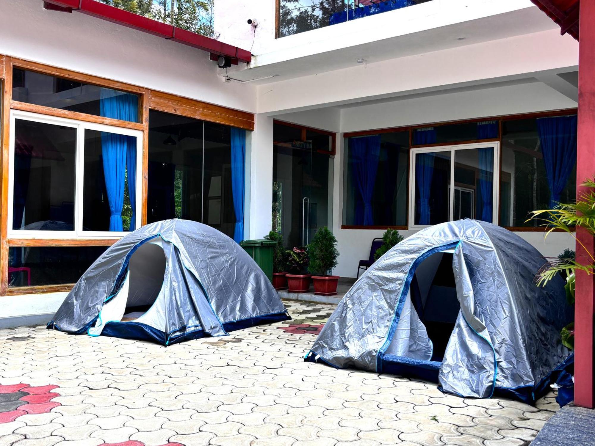 Ecstasy Tent Stay With Swimming Pool & Common Washroom Chikmagalūr Esterno foto